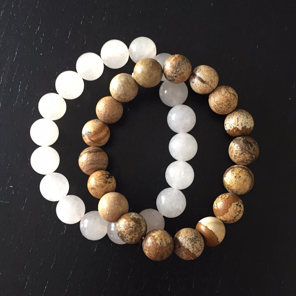Pair Beaded Brown / White Stretch Bracelets